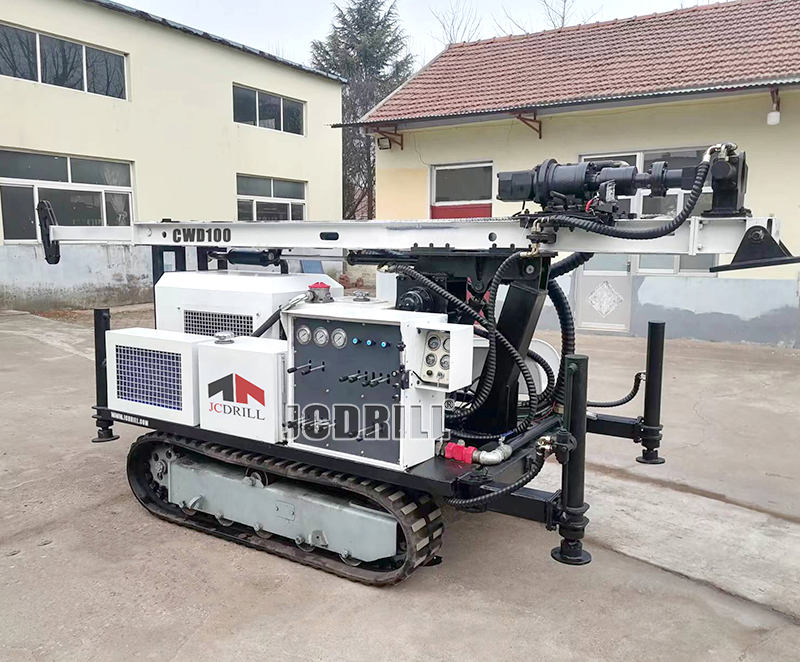CWD100 Foreuse multi-fonctions sur chenilles