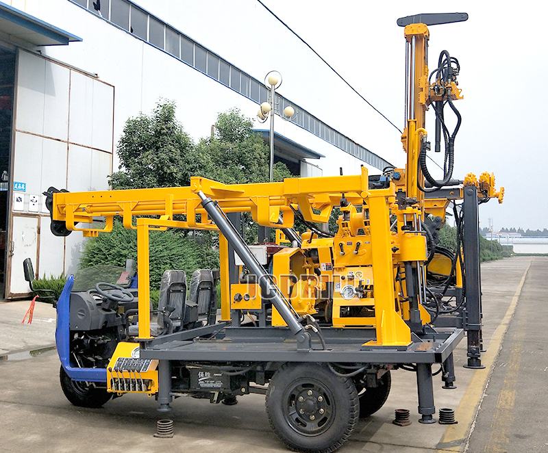 JXY400C noyau hydraulique de broche/Machine de forage de puits d’eau véhicule de trois roues
